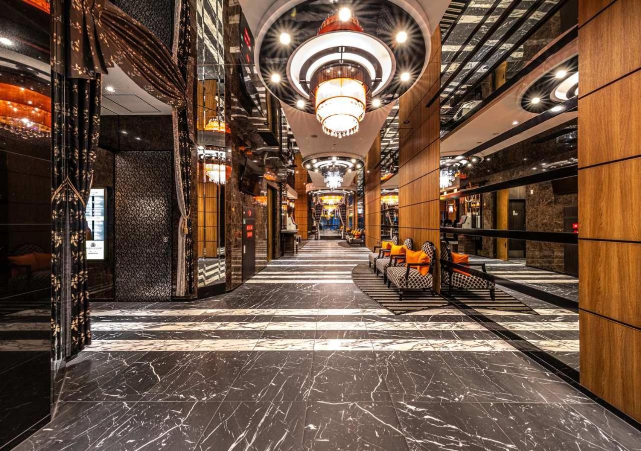 Apa Hotel & Resort Hakata Ekihigashi ฟูกุโอกะ ภายนอก รูปภาพ