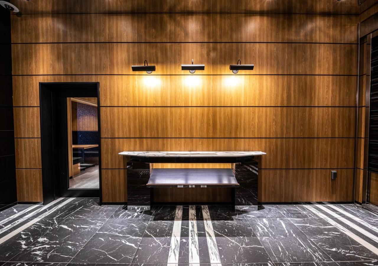 Apa Hotel & Resort Hakata Ekihigashi ฟูกุโอกะ ภายนอก รูปภาพ