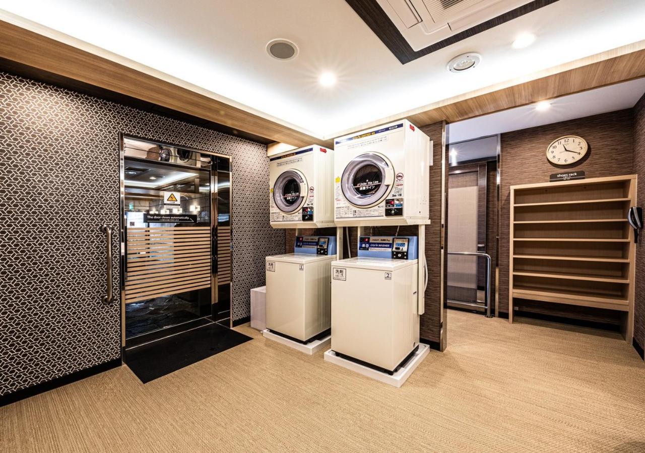 Apa Hotel & Resort Hakata Ekihigashi ฟูกุโอกะ ภายนอก รูปภาพ